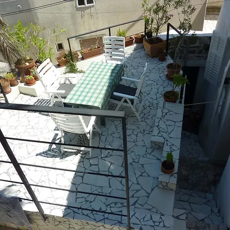 Old Town Design